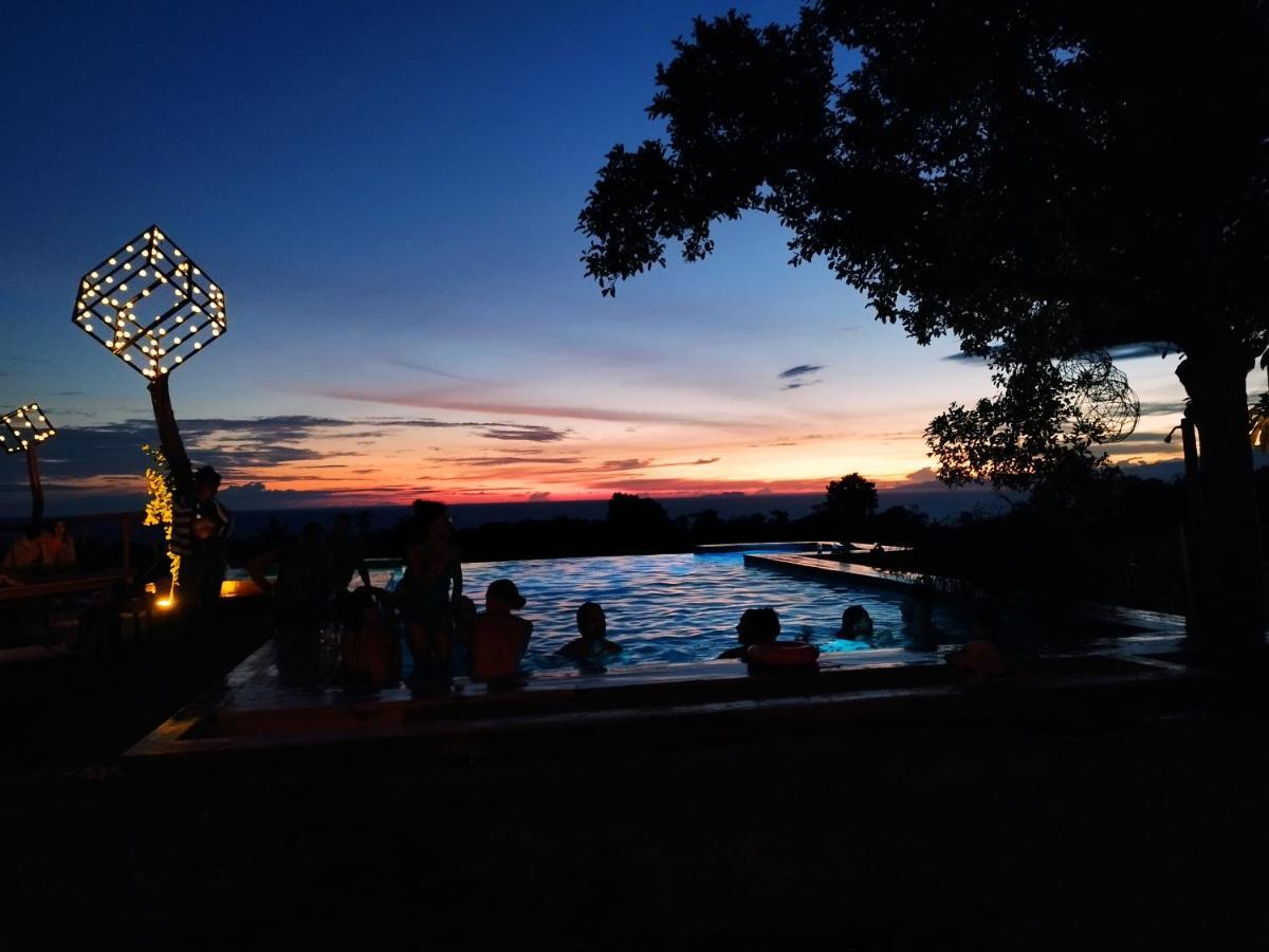 Hotel Nakabalo & Restaurant