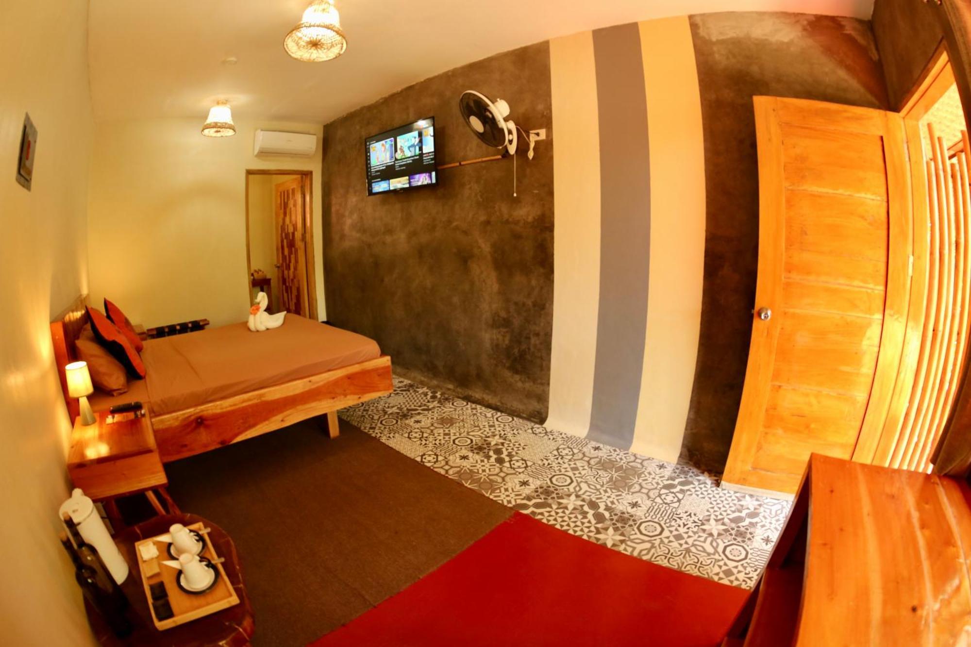 Hotel Nakabalo & Restaurant